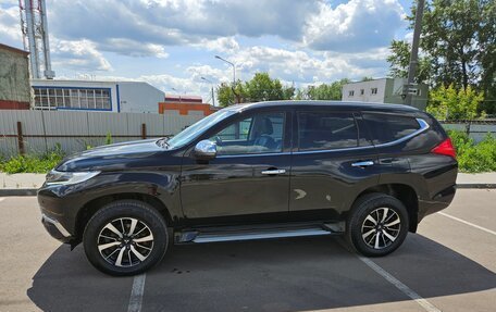 Mitsubishi Pajero Sport III рестайлинг, 2017 год, 2 750 000 рублей, 8 фотография