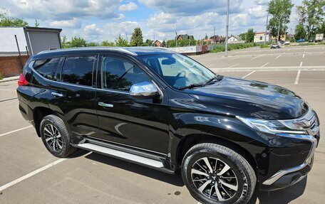 Mitsubishi Pajero Sport III рестайлинг, 2017 год, 2 750 000 рублей, 5 фотография