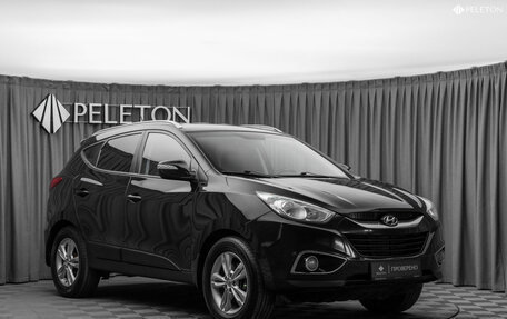 Hyundai ix35 I рестайлинг, 2013 год, 990 000 рублей, 2 фотография