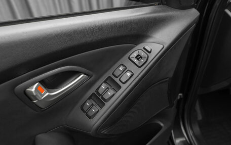 Hyundai ix35 I рестайлинг, 2013 год, 990 000 рублей, 19 фотография