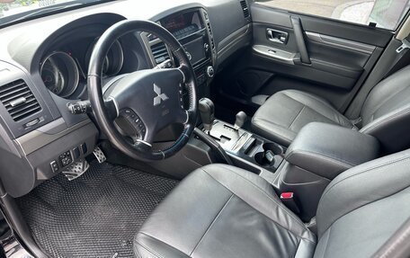 Mitsubishi Pajero IV, 2015 год, 2 350 000 рублей, 11 фотография