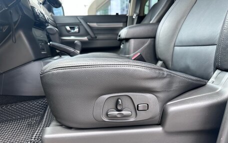 Mitsubishi Pajero IV, 2015 год, 2 350 000 рублей, 13 фотография