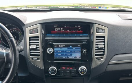 Mitsubishi Pajero IV, 2015 год, 2 350 000 рублей, 18 фотография