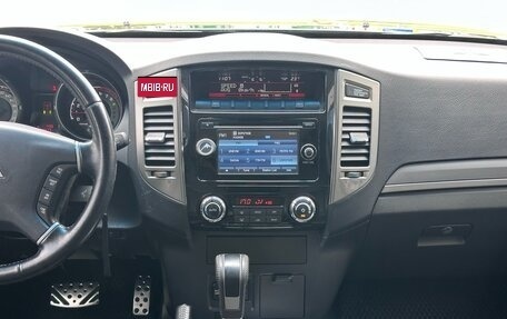 Mitsubishi Pajero IV, 2015 год, 2 350 000 рублей, 17 фотография