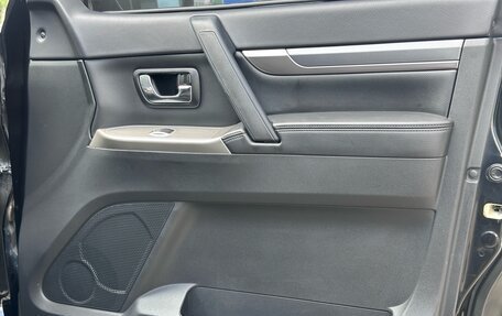 Mitsubishi Pajero IV, 2015 год, 2 350 000 рублей, 35 фотография