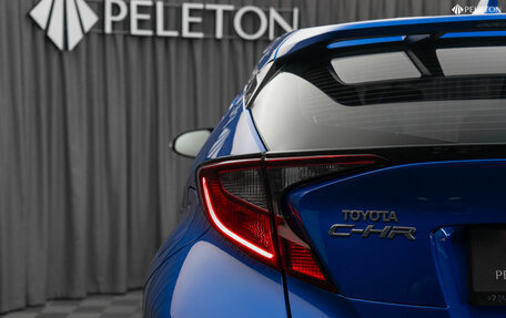 Toyota C-HR I рестайлинг, 2020 год, 2 840 000 рублей, 28 фотография