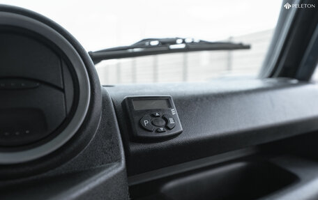 Land Rover Defender I, 2010 год, 2 290 000 рублей, 20 фотография