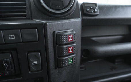 Land Rover Defender I, 2010 год, 2 290 000 рублей, 18 фотография