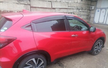 Honda Vezel, 2018 год, 2 050 000 рублей, 3 фотография