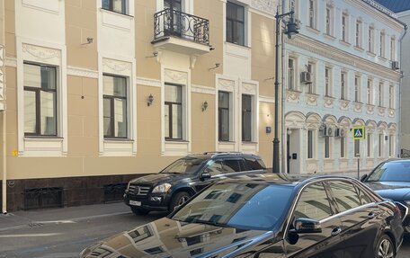 Mercedes-Benz E-Класс, 2013 год, 2 450 000 рублей, 2 фотография