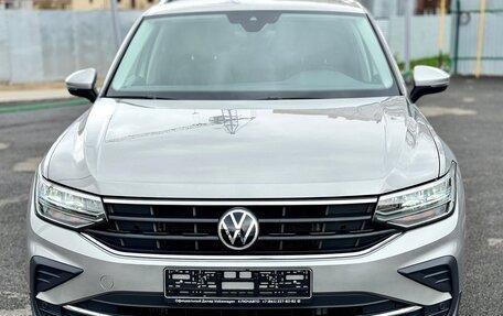 Volkswagen Tiguan II, 2021 год, 3 220 000 рублей, 24 фотография