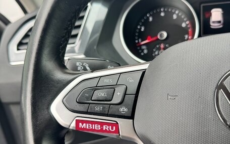 Volkswagen Tiguan II, 2021 год, 3 220 000 рублей, 16 фотография