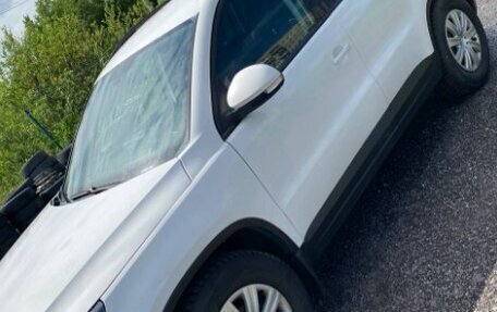Volkswagen Tiguan I, 2012 год, 850 000 рублей, 17 фотография