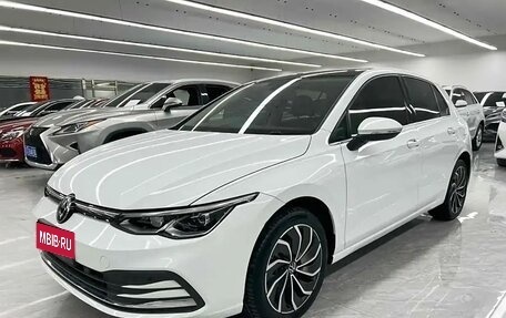 Volkswagen Golf VIII, 2021 год, 2 350 000 рублей, 1 фотография