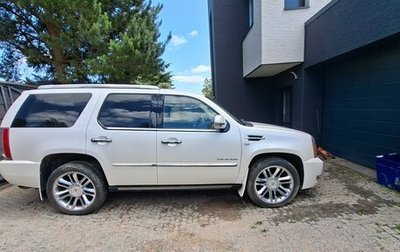 Cadillac Escalade III, 2011 год, 2 350 000 рублей, 1 фотография