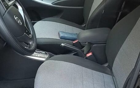 Hyundai Solaris II рестайлинг, 2014 год, 900 000 рублей, 7 фотография