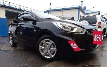 Hyundai Solaris II рестайлинг, 2014 год, 900 000 рублей, 4 фотография