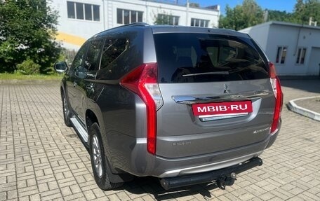 Mitsubishi Pajero Sport III рестайлинг, 2017 год, 3 850 000 рублей, 11 фотография