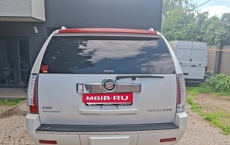 Cadillac Escalade III, 2011 год, 2 350 000 рублей, 4 фотография