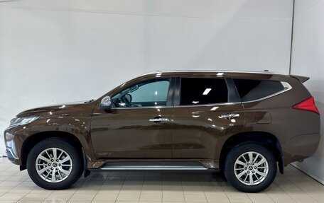 Mitsubishi Pajero Sport III рестайлинг, 2019 год, 2 650 000 рублей, 3 фотография