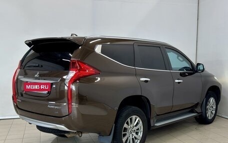 Mitsubishi Pajero Sport III рестайлинг, 2019 год, 2 650 000 рублей, 7 фотография