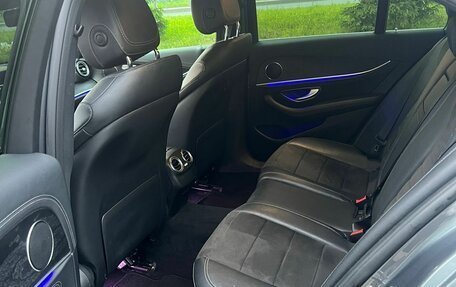 Mercedes-Benz E-Класс, 2018 год, 2 600 000 рублей, 12 фотография