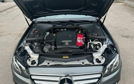 Mercedes-Benz E-Класс, 2018 год, 2 600 000 рублей, 2 фотография