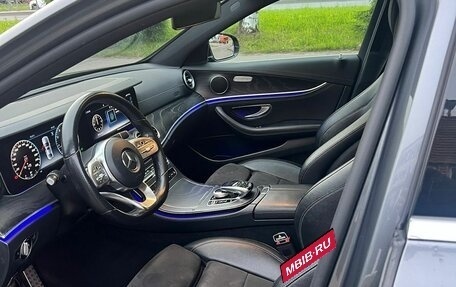 Mercedes-Benz E-Класс, 2018 год, 2 600 000 рублей, 9 фотография