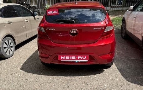 Hyundai Solaris II рестайлинг, 2013 год, 950 000 рублей, 3 фотография