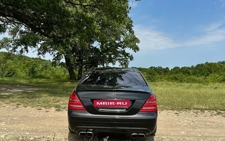 Mercedes-Benz S-Класс, 2006 год, 1 300 000 рублей, 2 фотография