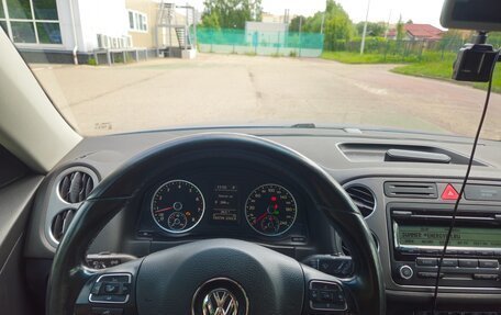 Volkswagen Tiguan I, 2011 год, 970 000 рублей, 10 фотография