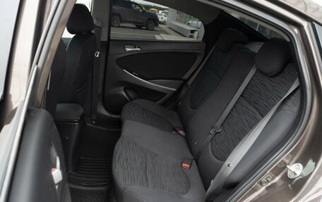 Hyundai Solaris II рестайлинг, 2015 год, 998 000 рублей, 9 фотография