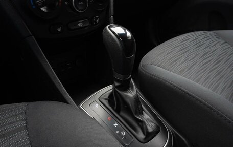 Hyundai Solaris II рестайлинг, 2015 год, 998 000 рублей, 20 фотография