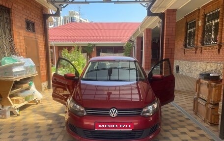 Volkswagen Polo VI (EU Market), 2012 год, 820 000 рублей, 1 фотография