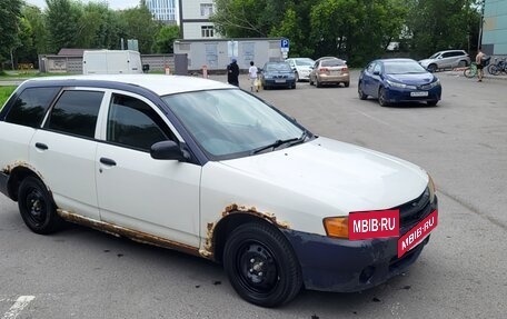 Nissan AD II, 2001 год, 160 000 рублей, 2 фотография
