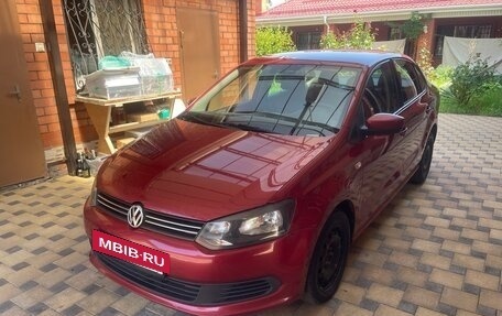 Volkswagen Polo VI (EU Market), 2012 год, 820 000 рублей, 2 фотография