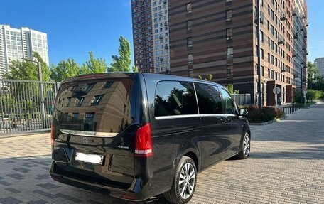 Mercedes-Benz V-Класс, 2016 год, 4 550 000 рублей, 5 фотография