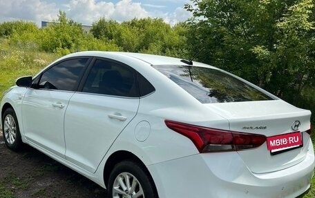 Hyundai Solaris II рестайлинг, 2018 год, 1 150 000 рублей, 3 фотография