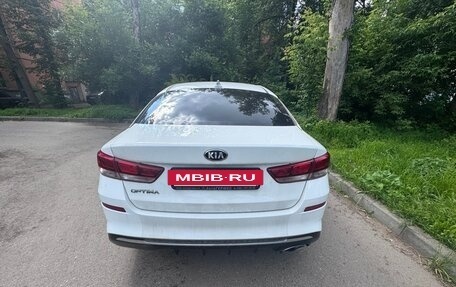 KIA Optima IV, 2019 год, 1 800 000 рублей, 10 фотография