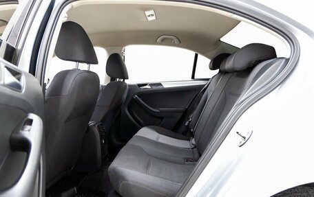 Volkswagen Jetta VI, 2011 год, 888 000 рублей, 31 фотография