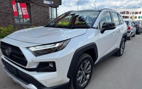 Toyota RAV4, 2024 год, 4 000 000 рублей, 2 фотография