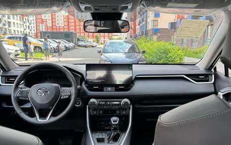 Toyota RAV4, 2024 год, 4 000 000 рублей, 13 фотография