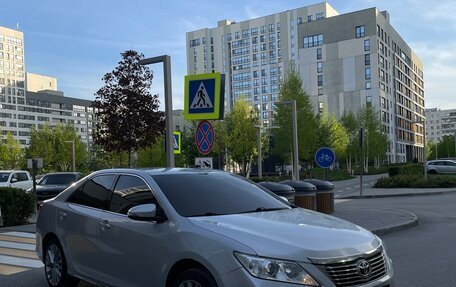Toyota Camry, 2014 год, 1 880 000 рублей, 8 фотография