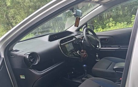 Toyota Aqua I, 2017 год, 1 010 000 рублей, 9 фотография