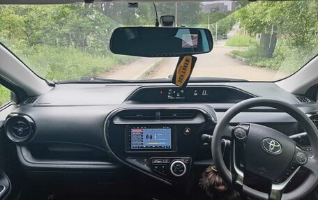 Toyota Aqua I, 2017 год, 1 010 000 рублей, 17 фотография