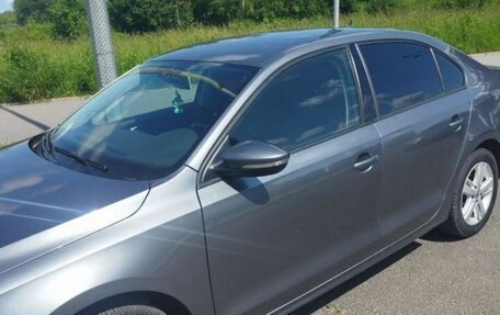 Volkswagen Jetta VI, 2016 год, 1 200 000 рублей, 14 фотография