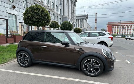 MINI Hatch, 2011 год, 1 190 000 рублей, 2 фотография