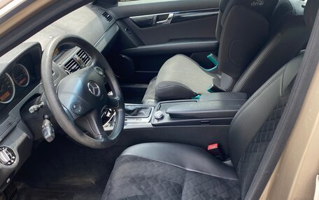 Mercedes-Benz C-Класс, 2009 год, 1 500 000 рублей, 9 фотография