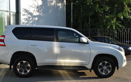 Toyota Land Cruiser Prado 150 рестайлинг 2, 2015 год, 2 689 000 рублей, 3 фотография
