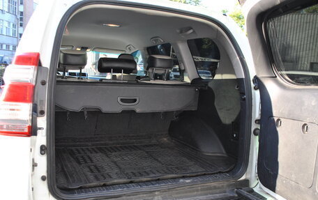 Toyota Land Cruiser Prado 150 рестайлинг 2, 2015 год, 2 689 000 рублей, 20 фотография